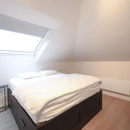Appartement Near Sandy In Belgium, Cleaning Included *