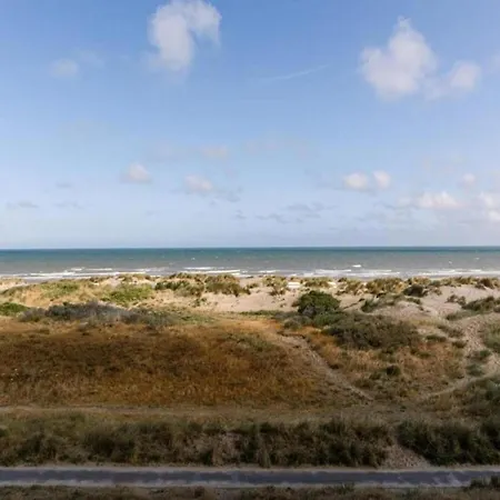 Near Sandy In Belgium, Cleaning Included Appartement